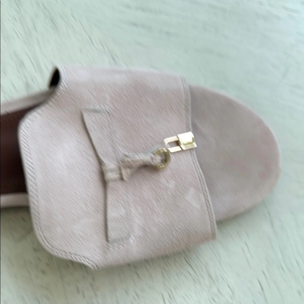 Pink Mules with Gold Buckle and Suede Finish - Picture 3 of 5